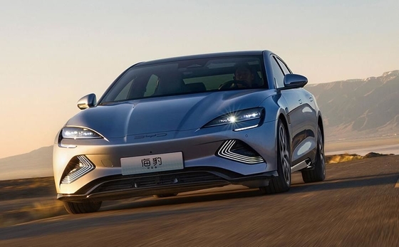 بي واي دي الكهربائية النقية 650 كم أداء عالي 4WD كوبيه مهر