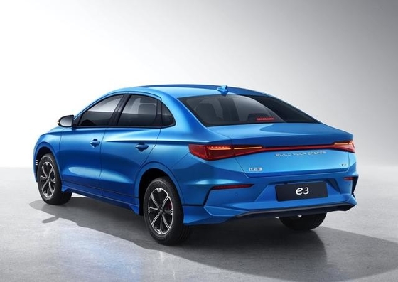 مصنوعة في الصين مع نطاق من 401KM BYD السيارة الكهربائية النقية e3 المدينة السيارة المشتركة
