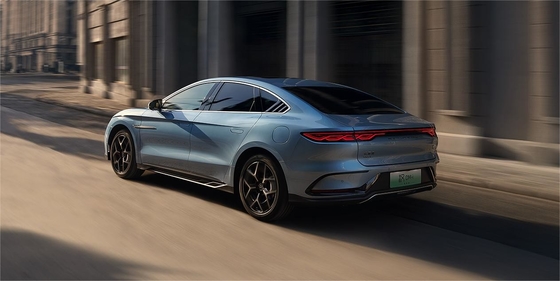 قياس الأداء الهجين 2023 BYD هان DMI200KM السيدان الكهربائي الرائد