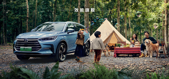 معيار الأداء: طاقة هجينة بمدى 121 كم ، محرك عجلات أمامية فاخرة BYD SUV Tang DMI
