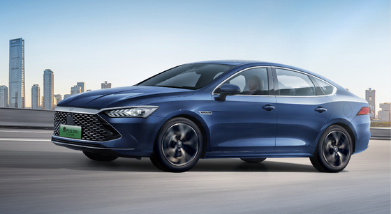 ملك الأداء التكلفي: السوبر الهجينة الكهربائية النقية المدى 120 كم BYD Qin Plus DMI السيدان الكهربائي